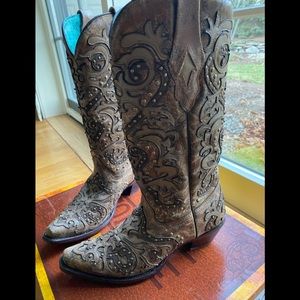 NEW! Corral cowboy boots